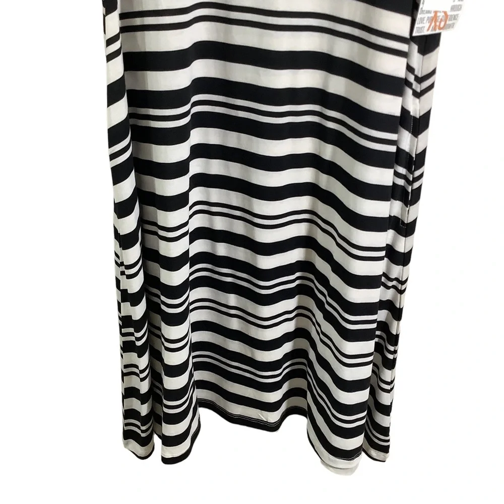 Lularoe Jessie Stripe Midi Comfy with Pockets - Picture 3 of 6